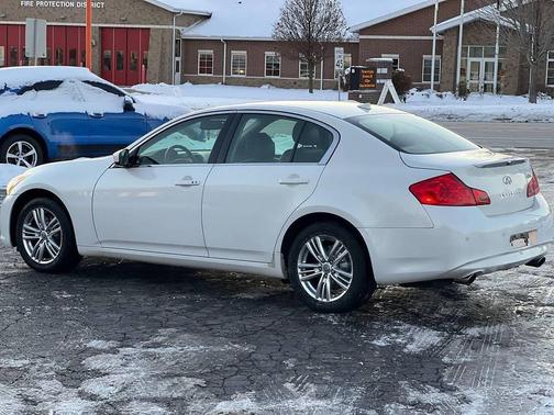 2013 INFINITI G37x Base