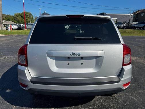 2011 Jeep Compass Sport