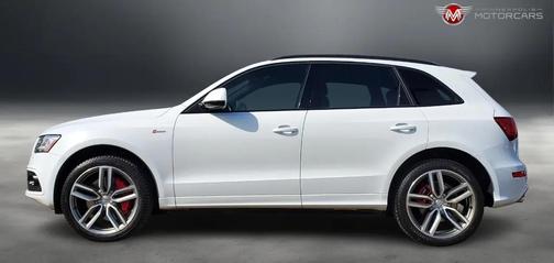 White 2016 Audi SQ5 3.0T Premium Plus