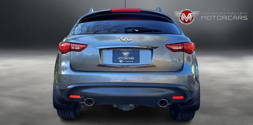2015 INFINITI QX70 Base