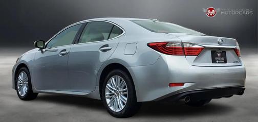 Silver Lining Metallic 2014 Lexus ES 350 Base