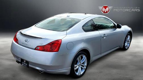 2010 INFINITI G37x Base