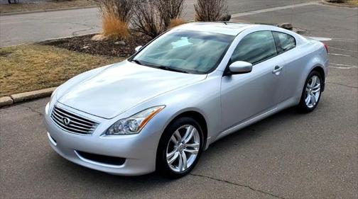 2010 INFINITI G37x Base