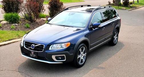 2012 Volvo XC70 T6 Platinum