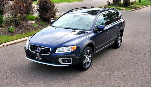 2012 Volvo XC70 T6 Platinum