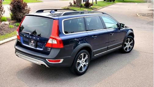 2012 Volvo XC70 T6 Platinum