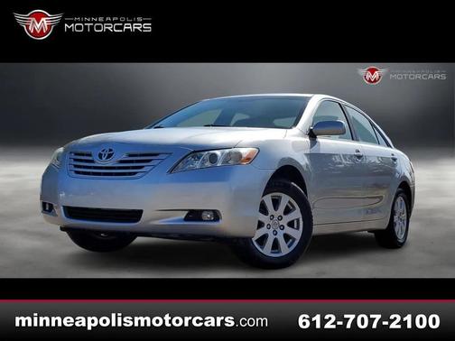 Titanium Metallic 2007 Toyota Camry XLE V6