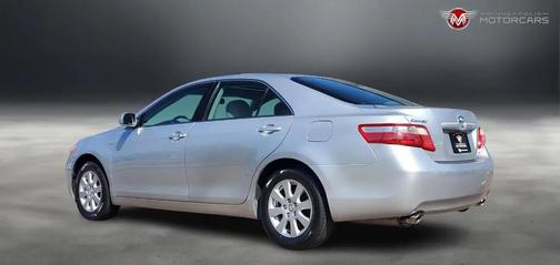 Titanium Metallic 2007 Toyota Camry XLE V6
