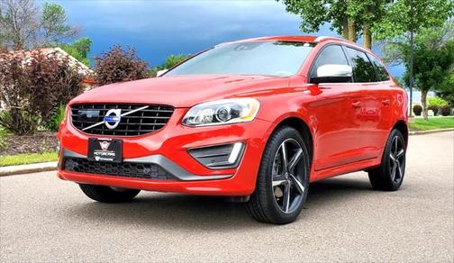 2016 Volvo XC60 T6 R-Design Platinum
