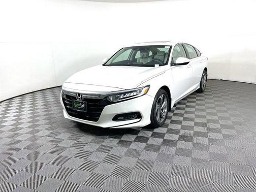 Photo 3 of 33 of 2018 Honda Accord EX-L