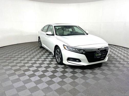 Photo 1 of 33 of 2018 Honda Accord EX-L