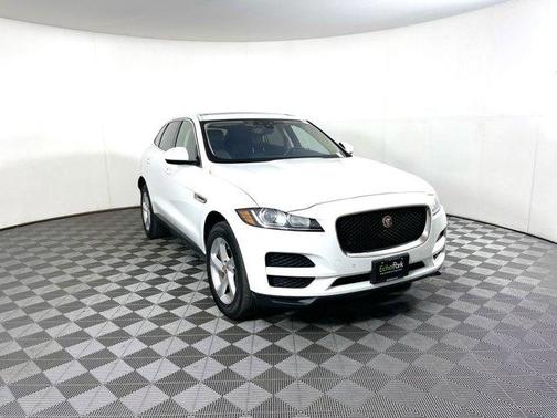 Photo 1 of 36 of 2020 Jaguar F-PACE 25t Premium