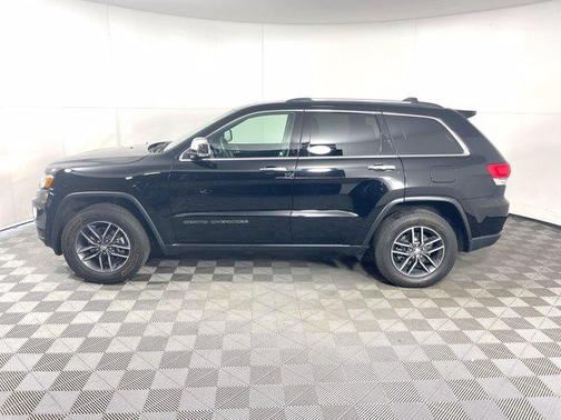 Photo 3 of 27 of 2018 Jeep Grand Cherokee Limited