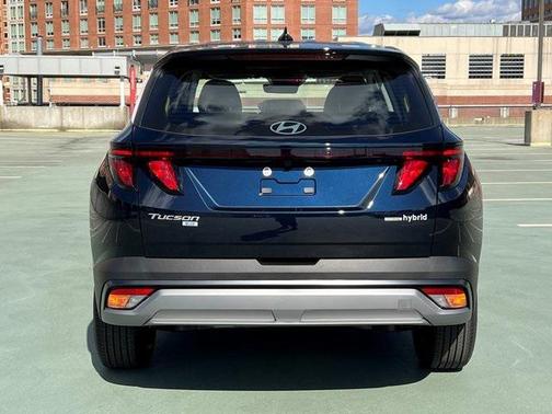 2026 Hyundai TUCSON Hybrid Blue SE