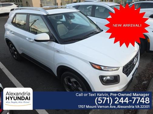 2023 Hyundai VENUE SEL