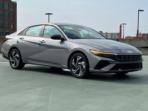 2025 Hyundai ELANTRA Sport