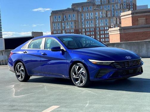 2026 Hyundai ELANTRA Limited