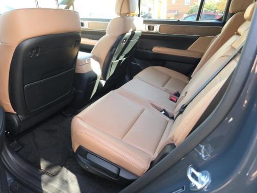 2025 Hyundai SANTA FE Limited