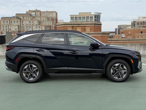 Deep Sea 2026 Hyundai TUCSON Hybrid SEL