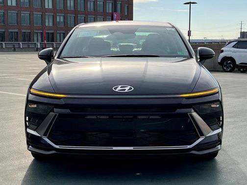 2026 Hyundai SONATA SEL