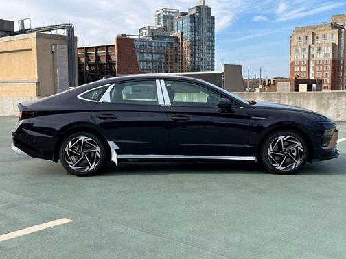 2026 Hyundai SONATA SEL