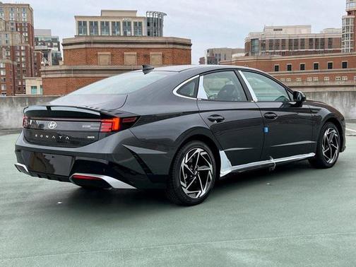 2026 Hyundai SONATA SEL