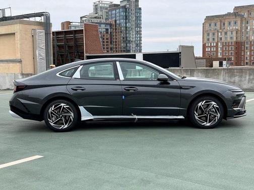 2026 Hyundai SONATA SEL