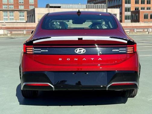 2026 Hyundai SONATA SEL