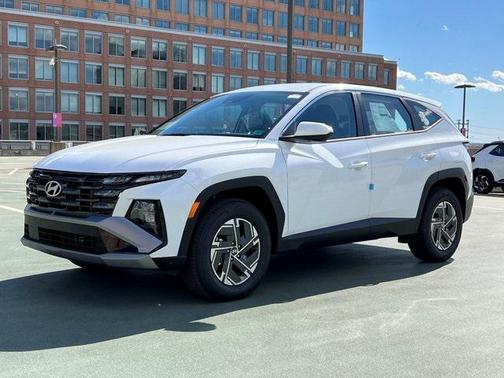 2026 Hyundai TUCSON Hybrid Blue SE