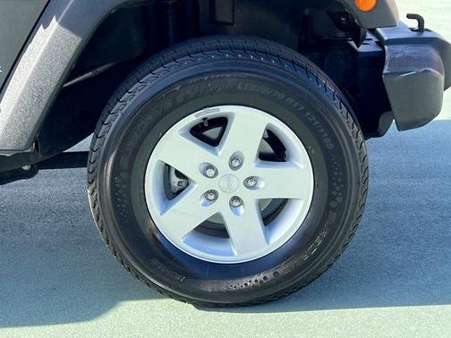 2017 Jeep Wrangler Sport