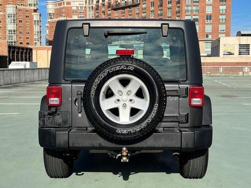 2017 Jeep Wrangler Sport