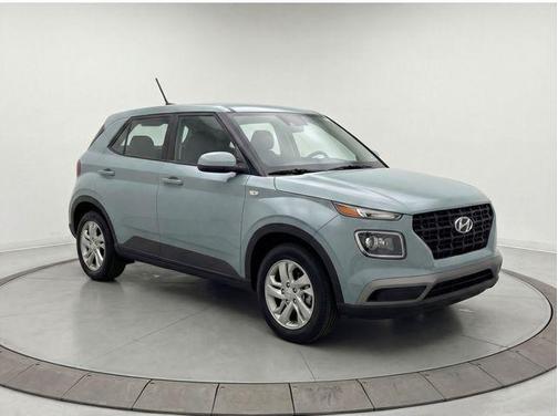 2025 Hyundai VENUE SE