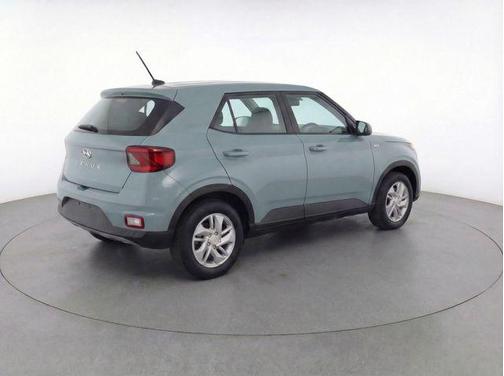 2025 Hyundai VENUE SE
