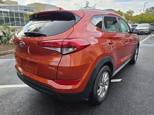 2017 Hyundai TUCSON SE Plus