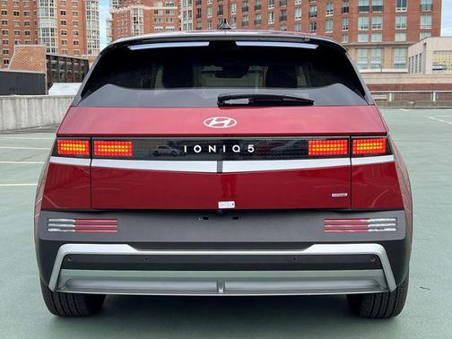 2026 Hyundai IONIQ 5 SEL