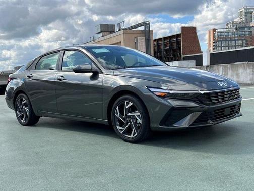 2025 Hyundai ELANTRA HEV Limited