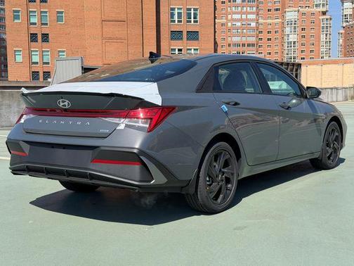 Ecotronic Gray 2026 Hyundai ELANTRA HEV SEL Sport