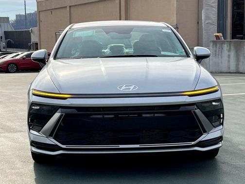 2026 Hyundai SONATA SEL