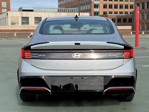 2026 Hyundai SONATA SEL
