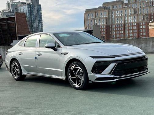 2026 Hyundai SONATA SEL