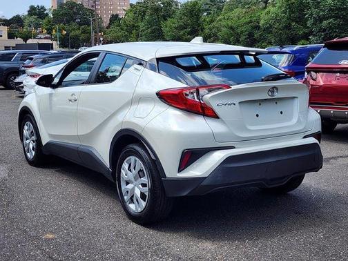 2019 Toyota C-HR LE