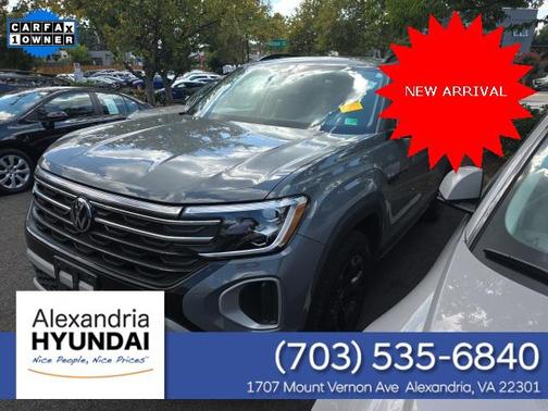 2024 Volkswagen Atlas 2.0T SE w/Technology 4MOTION