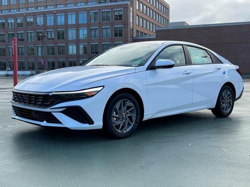 2025 Hyundai ELANTRA HEV Blue
