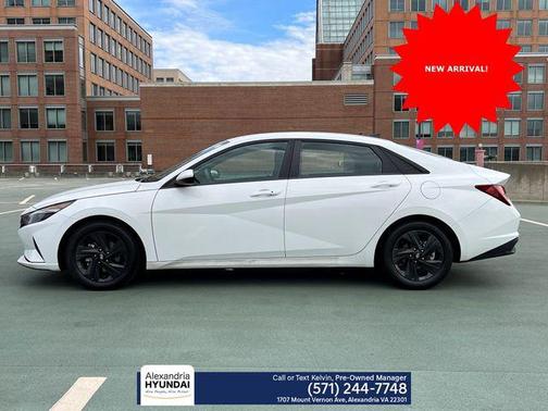 2023 Hyundai ELANTRA SEL