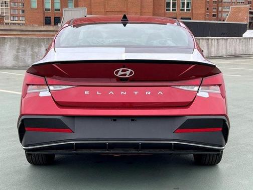 2026 Hyundai ELANTRA Sport