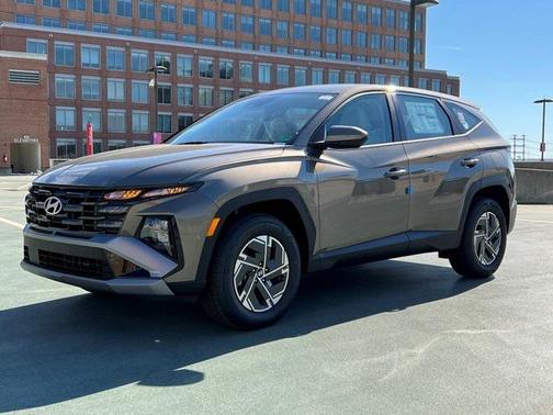 2026 Hyundai TUCSON Hybrid Blue SE