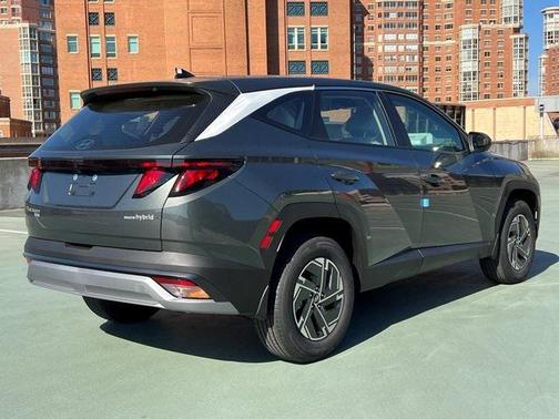 2026 Hyundai TUCSON Hybrid Blue SE