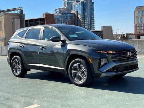 2026 Hyundai TUCSON Hybrid Blue SE