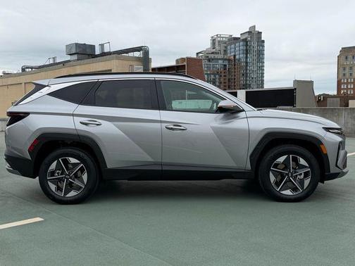 Shimmering Silver 2026 Hyundai TUCSON Hybrid SEL Convenience