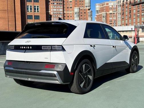 2026 Hyundai IONIQ 5 SEL